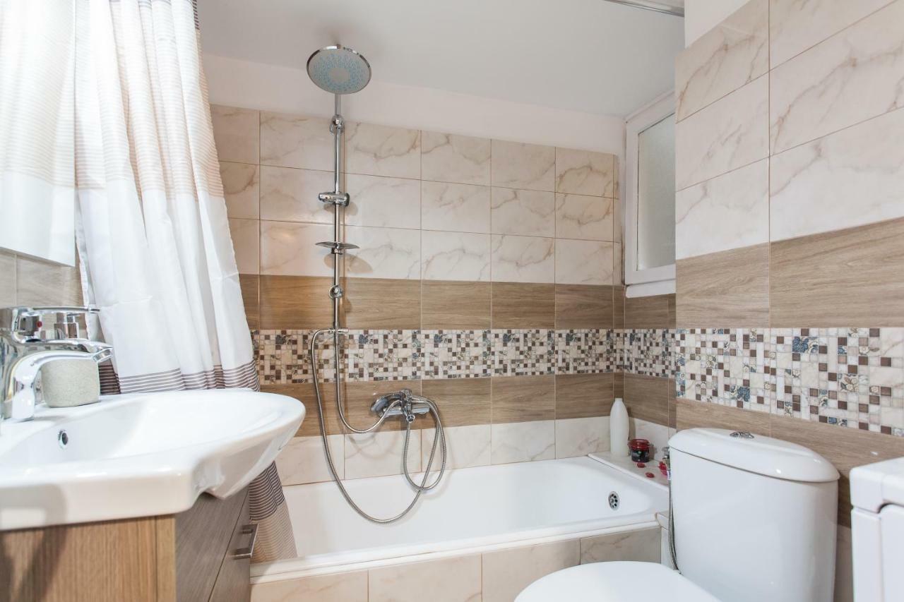 Central, Quiet, Cozy, Very Clean Private Apartment Close To Acropolis Aten Exteriör bild