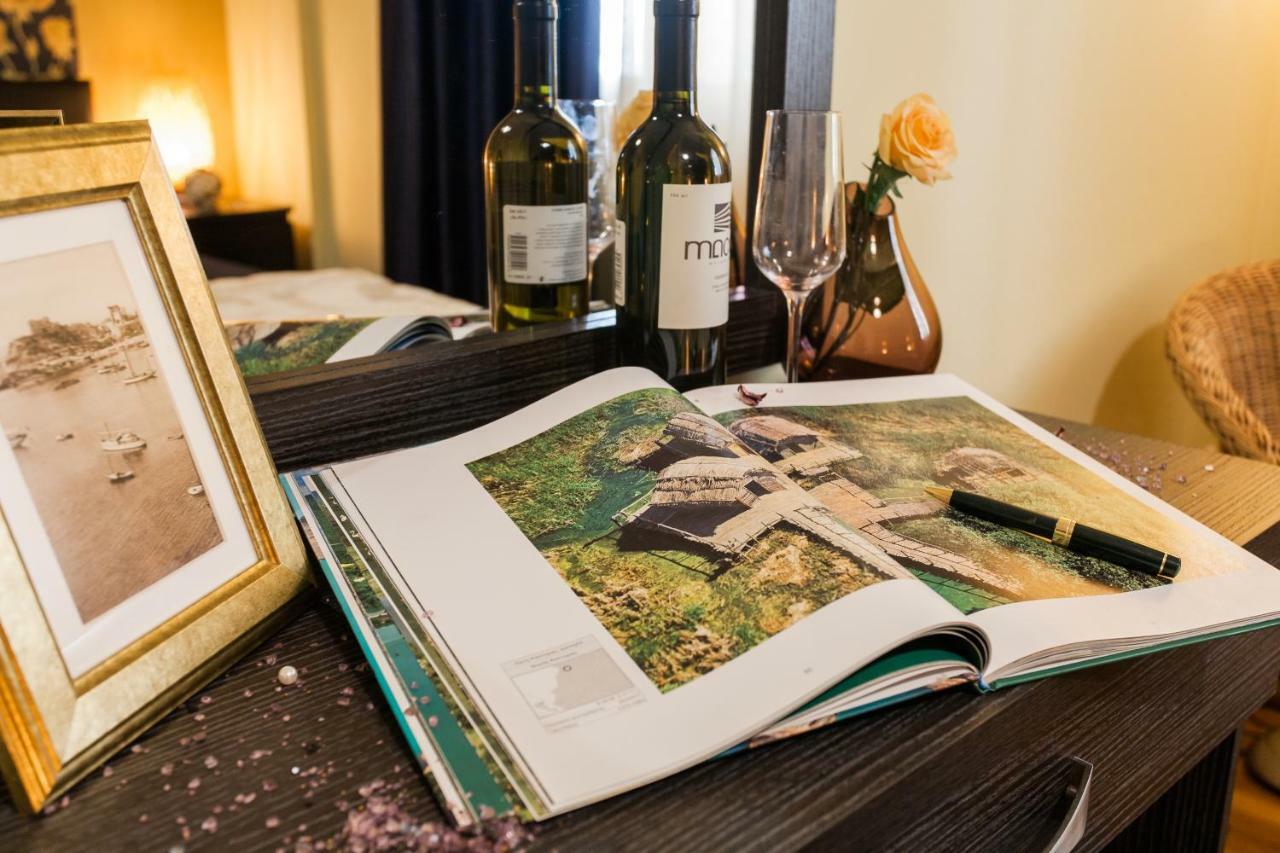 Central, Quiet, Cozy, Very Clean Private Apartment Close To Acropolis Aten Exteriör bild