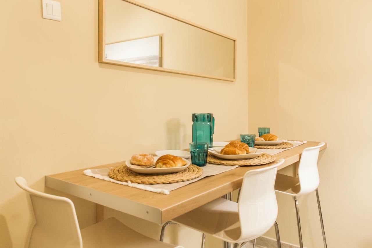 Central, Quiet, Cozy, Very Clean Private Apartment Close To Acropolis Aten Exteriör bild