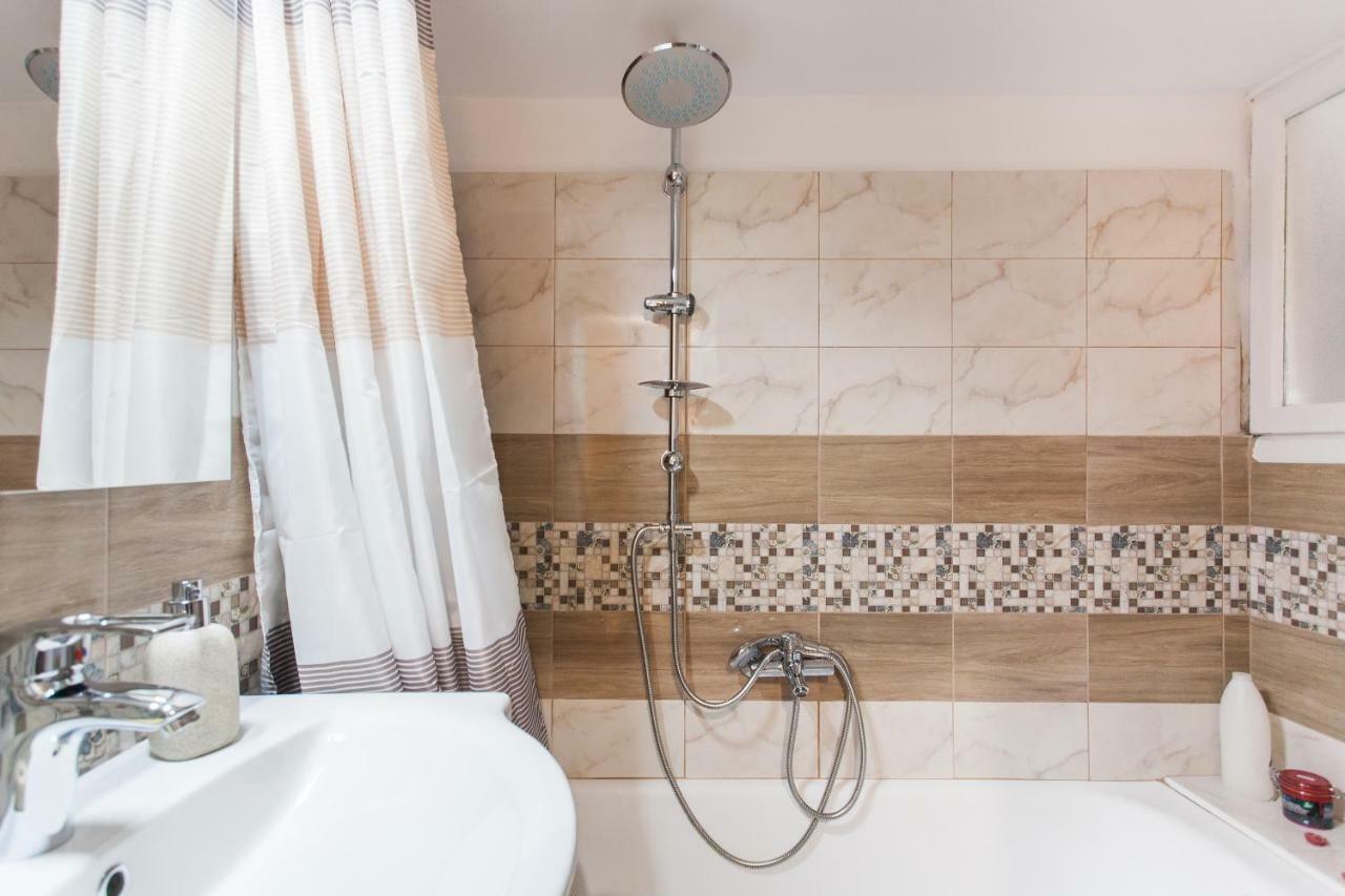 Central, Quiet, Cozy, Very Clean Private Apartment Close To Acropolis Aten Exteriör bild